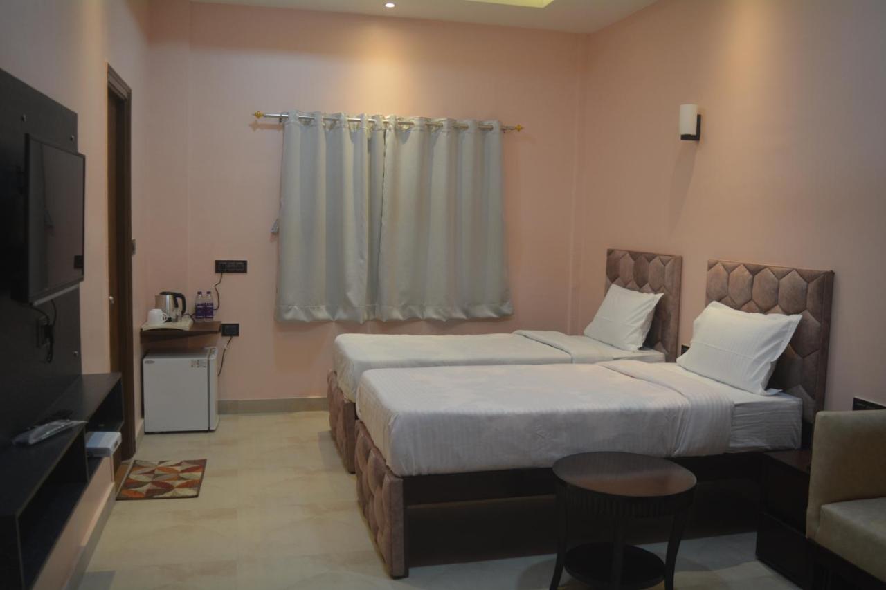 Maharaja Hotel & Banquet Darbhanga Exteriér fotografie
